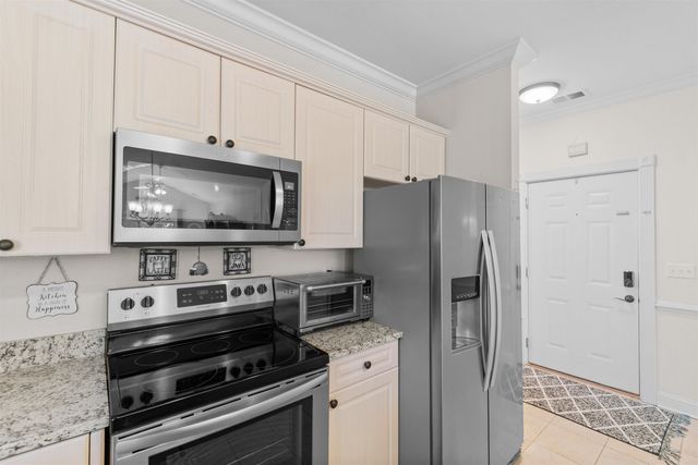 4894 Luster Leaf Cir Apt 405, Myrtle Beach, SC 29577