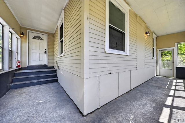 6975 Kirkville Rd, Dewitt, NY 13057