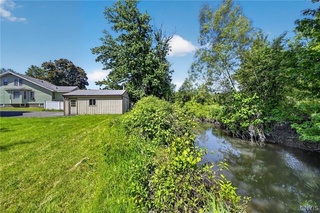6975 Kirkville Rd, Dewitt, NY 13057