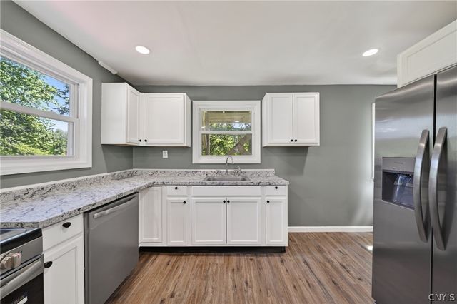 6975 Kirkville Rd, Dewitt, NY 13057