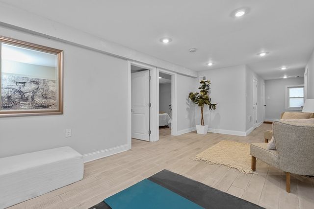 200-202 Elliot St 1, Newton, MA 02464