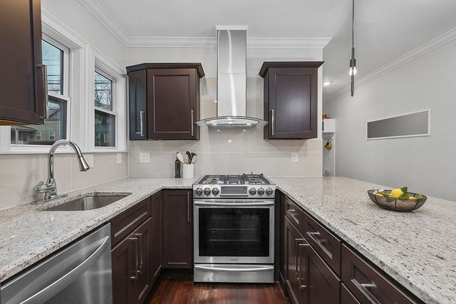 200-202 Elliot St 1, Newton, MA 02464