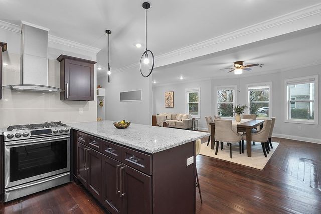 200-202 Elliot St 1, Newton, MA 02464