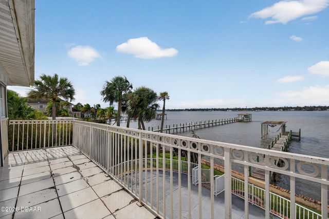 482 Riverside Drive, Ormond Beach, FL 32176