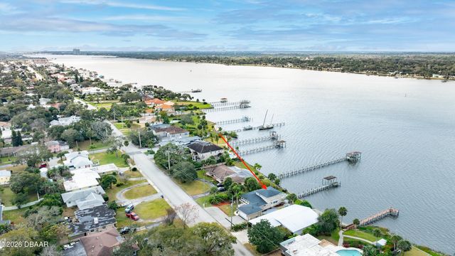 482 Riverside Drive, Ormond Beach, FL 32176