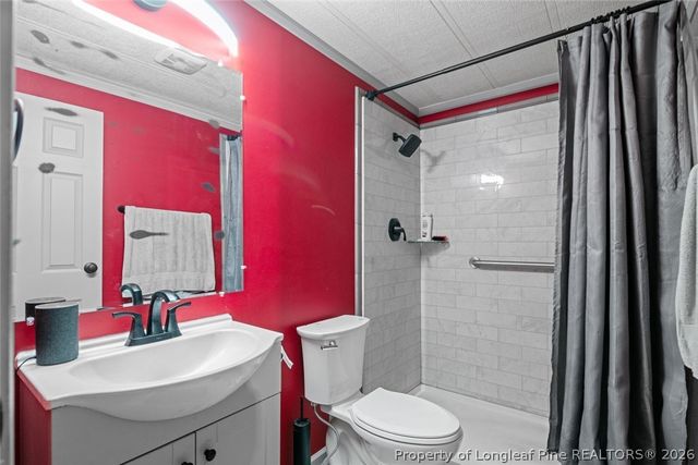 5345 Chicken Foot Road, St Pauls, NC 28384