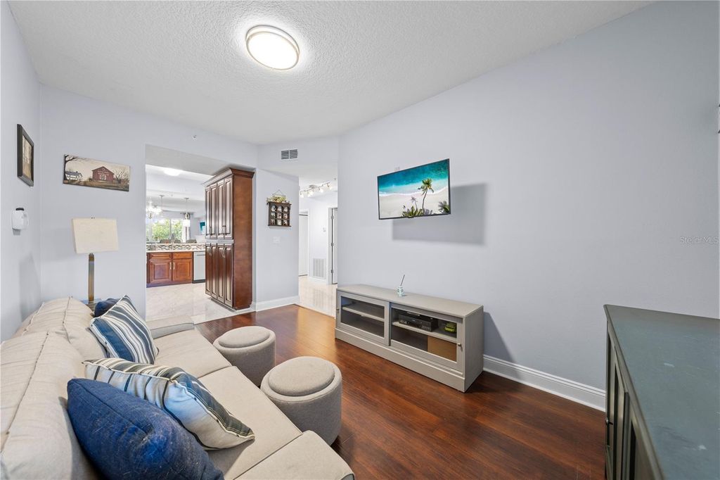 Image 16 of property listing at 6336 BUFORD STREET 305, Orlando, FL 32835
