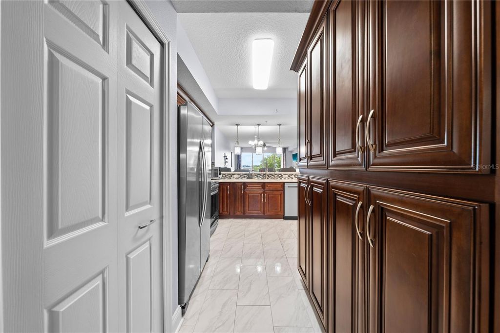 Image 17 of property listing at 6336 BUFORD STREET 305, Orlando, FL 32835