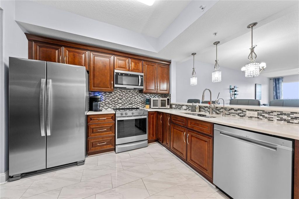 Image 20 of property listing at 6336 BUFORD STREET 305, Orlando, FL 32835