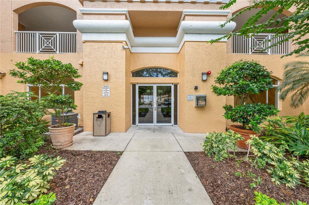 Image 4 of property listing at 6336 BUFORD STREET 305, Orlando, FL 32835