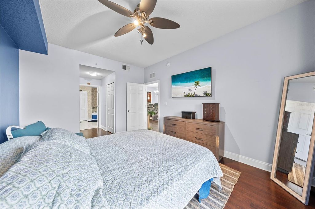 Image 37 of property listing at 6336 BUFORD STREET 305, Orlando, FL 32835