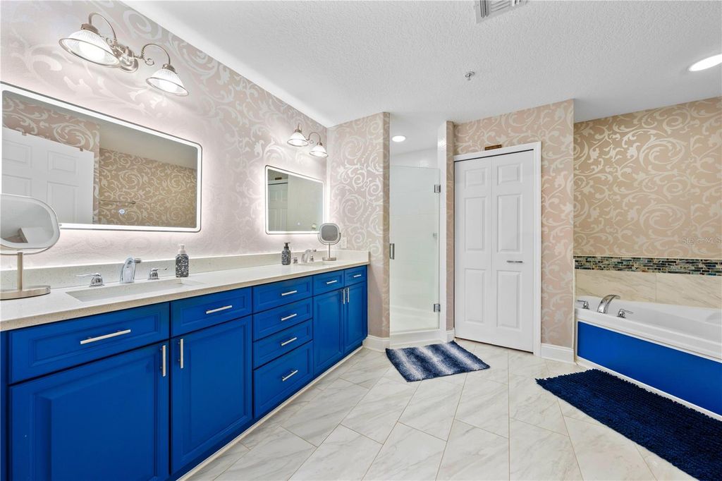 Image 40 of property listing at 6336 BUFORD STREET 305, Orlando, FL 32835