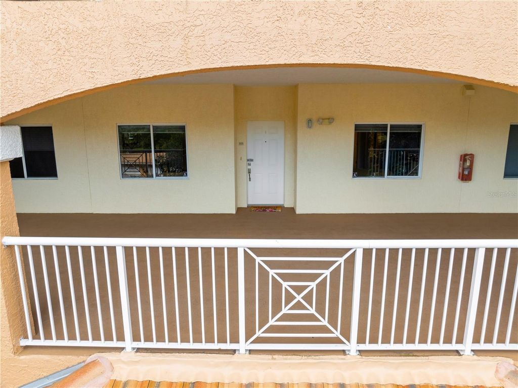 Image 9 of property listing at 6336 BUFORD STREET 305, Orlando, FL 32835