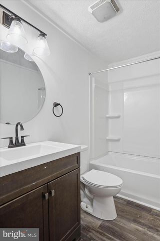 2883 WILLIAMSPORT PIKE, Martinsburg, WV 25404