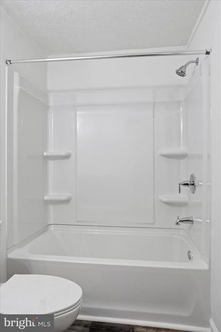 2883 WILLIAMSPORT PIKE, Martinsburg, WV 25404