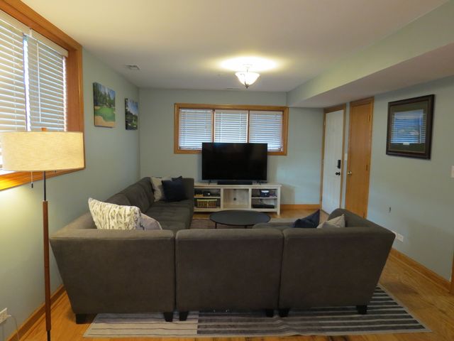 308 State Street 1, Lemont, IL 60439