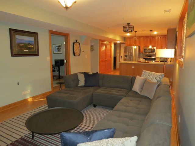 308 State Street 1, Lemont, IL 60439