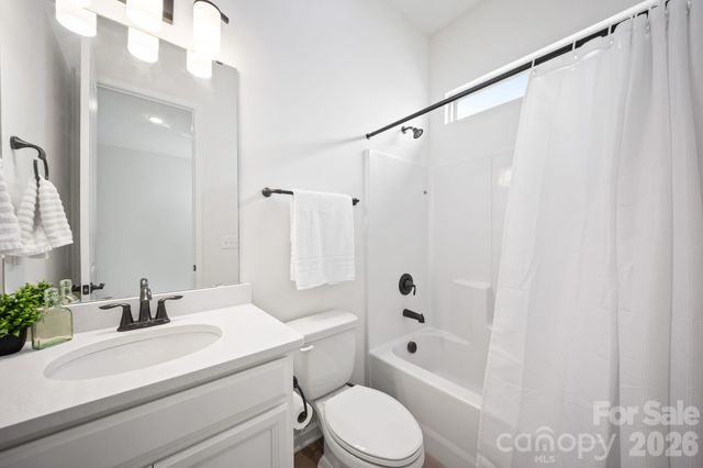 7920 Creek Park Drive, Denver, NC 28037