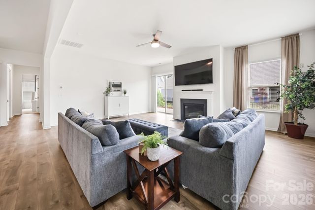7920 Creek Park Drive, Denver, NC 28037