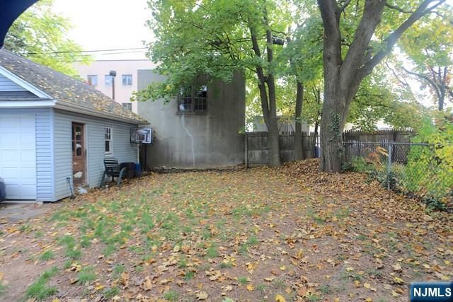 20 Woodland Avenue, Nutley, NJ 07110