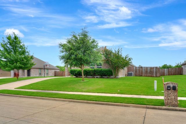 220 Anthony Lane, Red Oak, TX 75154