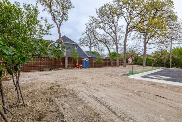 612 Athenia Drive, Fort Worth, TX 76114