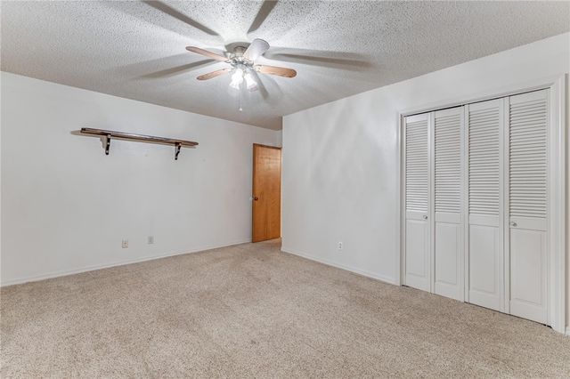 204 W Edmondson Avenue, Springdale, AR 72764