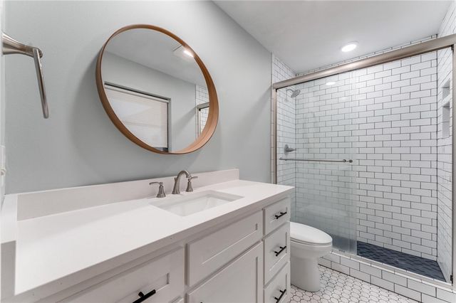 204 W Edmondson Avenue, Springdale, AR 72764