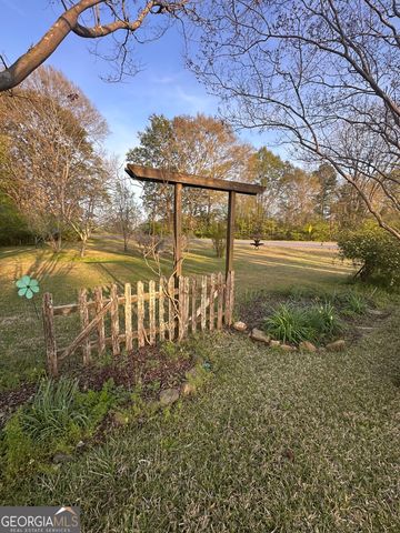 980 Logtown Road, Yatesville, GA 31097