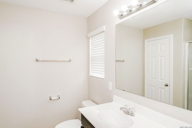 10514 Century Farm, Converse, TX 78109