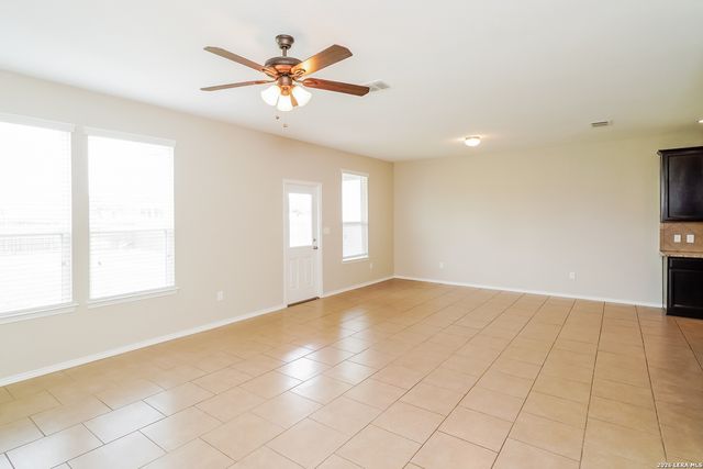 10514 Century Farm, Converse, TX 78109