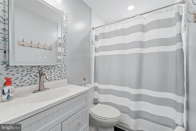 2208 EMPORIA ST, Woodbridge, VA 22191