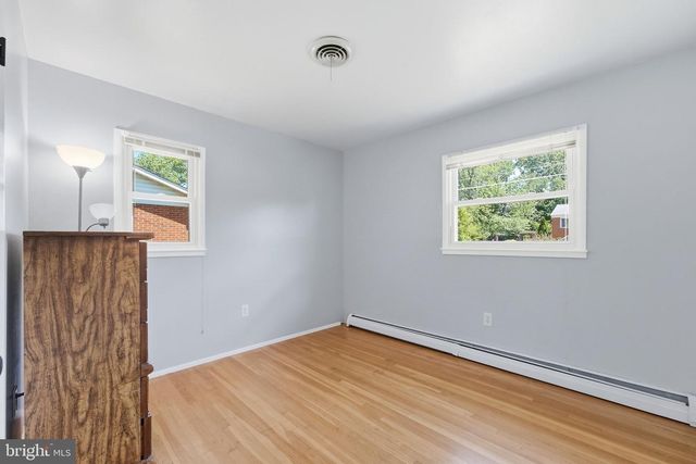 2208 EMPORIA ST, Woodbridge, VA 22191