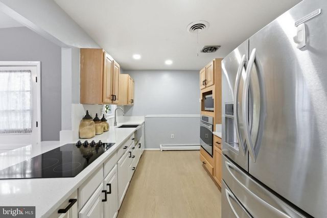 2208 EMPORIA ST, Woodbridge, VA 22191