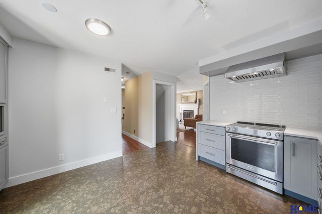 3410 Scottsdale Lane, Lincoln, NE 68516
