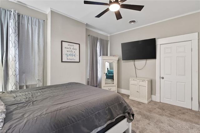 221 Cedar ST, Suffolk, VA 23434