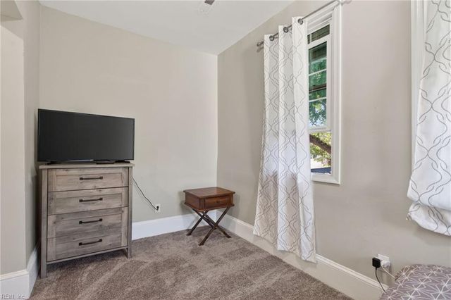 221 Cedar ST, Suffolk, VA 23434