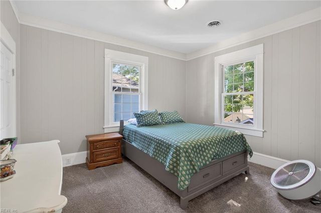 221 Cedar ST, Suffolk, VA 23434