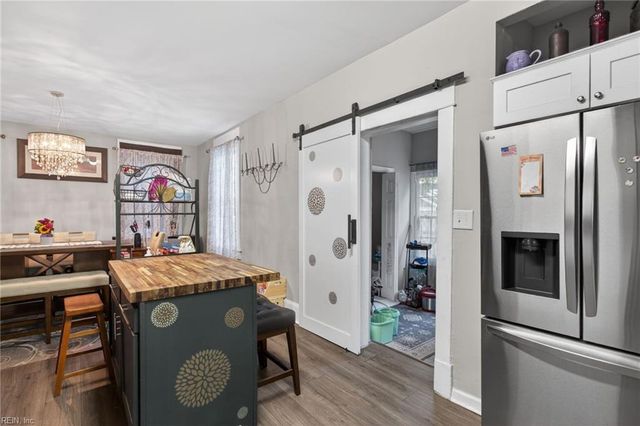 221 Cedar ST, Suffolk, VA 23434