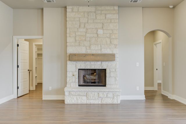 805 N Grover Avenue, Lubbock, TX 79416