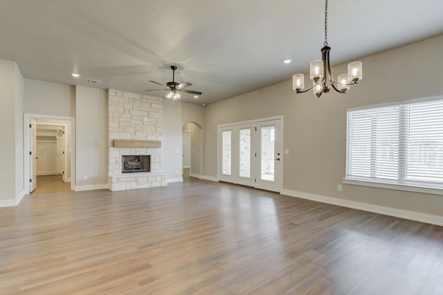 805 N Grover Avenue, Lubbock, TX 79416