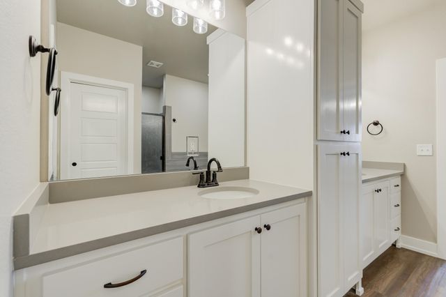 805 N Grover Avenue, Lubbock, TX 79416