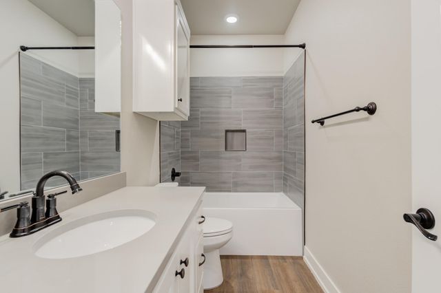 805 N Grover Avenue, Lubbock, TX 79416