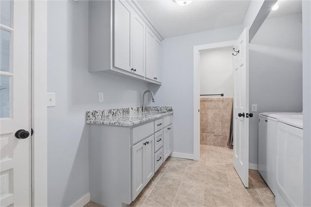 17341 N 158th Street, Basehor, KS 66007