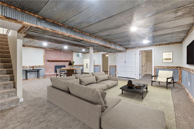 17341 N 158th Street, Basehor, KS 66007