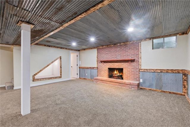 17341 N 158th Street, Basehor, KS 66007