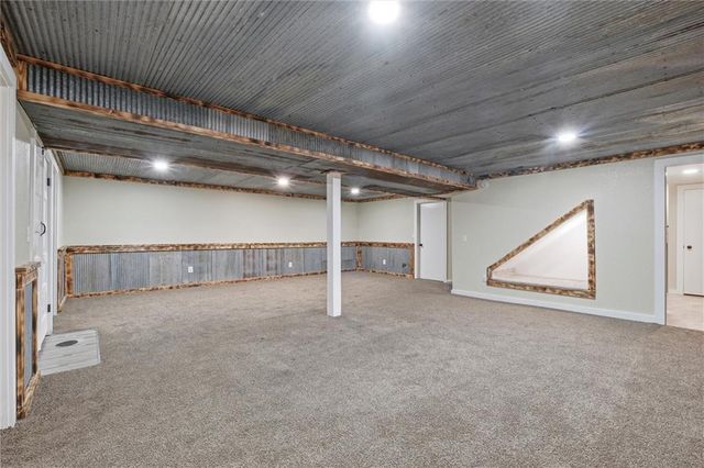 17341 N 158th Street, Basehor, KS 66007