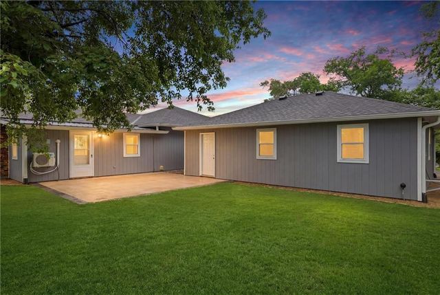 17341 N 158th Street, Basehor, KS 66007