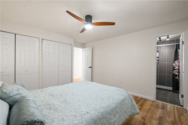 220 Aberdeen Dr, North Fayette, PA 15071