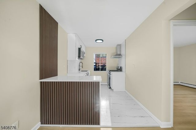 372 Valley St G2, South Orange Village Twp., NJ 07079